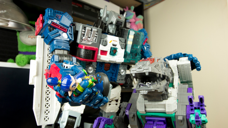 Trypticon loves calamari.